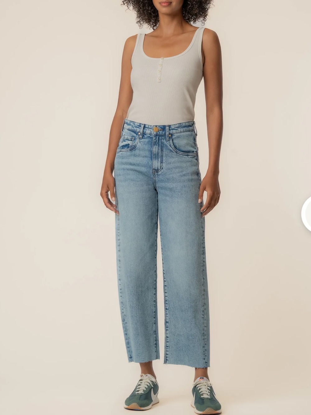 Gwen High Rise Wide Leg, Petite in acute 4P NWT